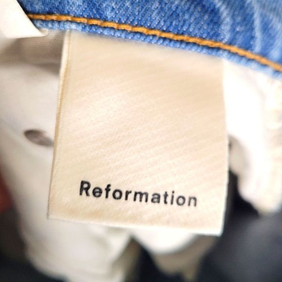 Reformation Cynthia High Relaxed - Picture 9 of 10